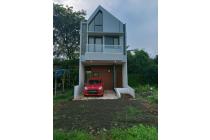 Rumah 2 Lantai di Jatiasih Bekasi 100 Meter Ke Jalan Raya Hanya 698Juta