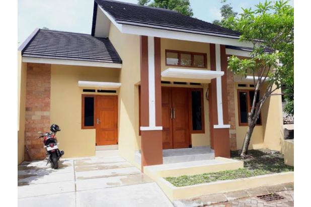 Rumah Cantik dekat Kampus UGM dan UII - Utara Hotel Hyatt 