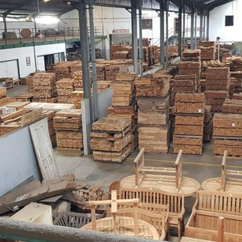  Pabrik Mebel  Kayu Di Daerah Lokasi Waru Surabaya
