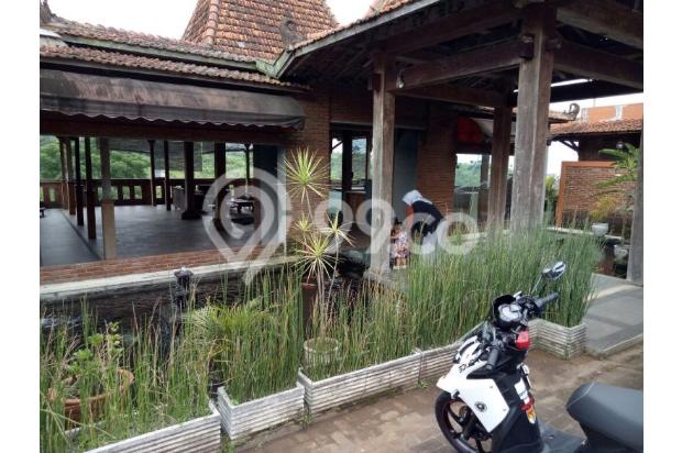 Rumah Dijual: Cafe atau Villa di Dago Atas