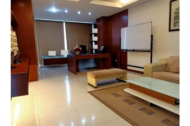 Gedung 4 Lantai Siap Pakai, Hoek di Jl. Radio Dalam Raya