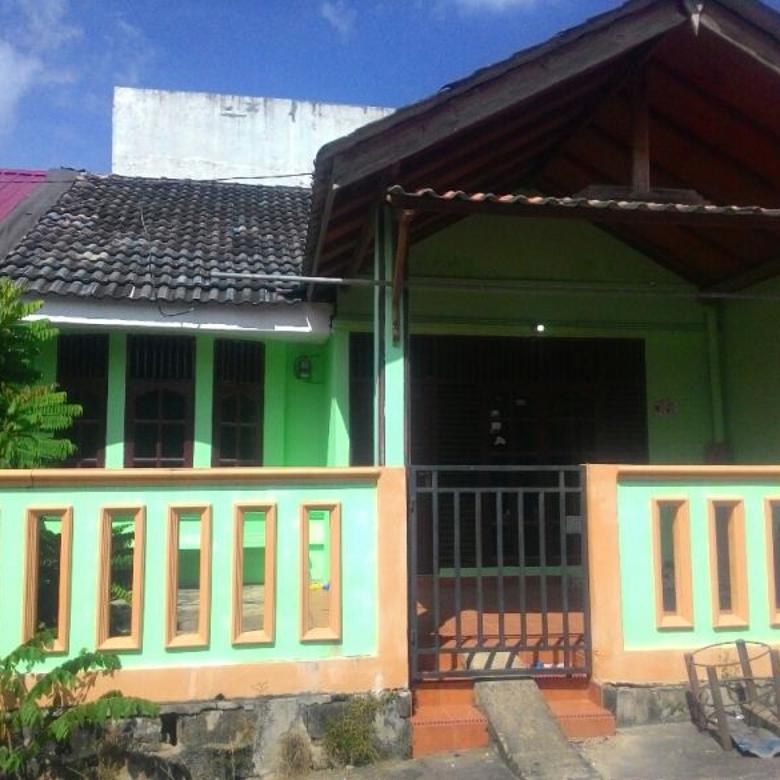 Rumah Di  Jual  Di  Tiban 3 Batam  Toko  Pedy