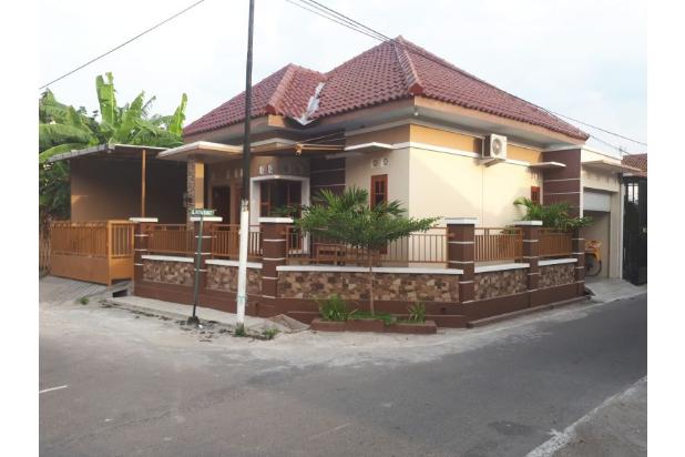  Rumah  Solo  Kota  Minimalis  Surakarta  dekat Manahan RI 1 Pak 