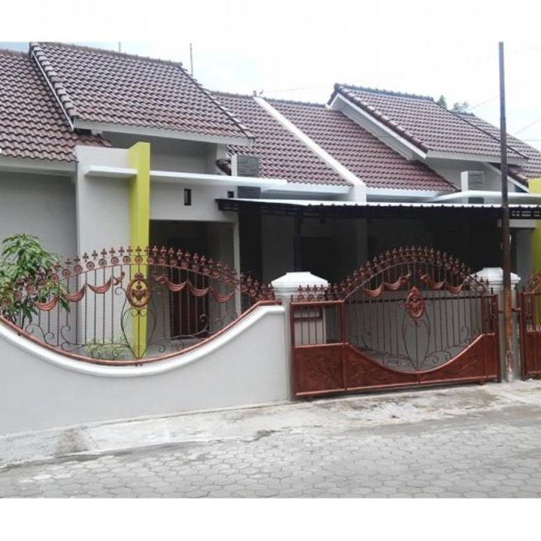  Jual  Rumah Jogja  Rumah Dijual Murah  di  Jalan Godean km 8