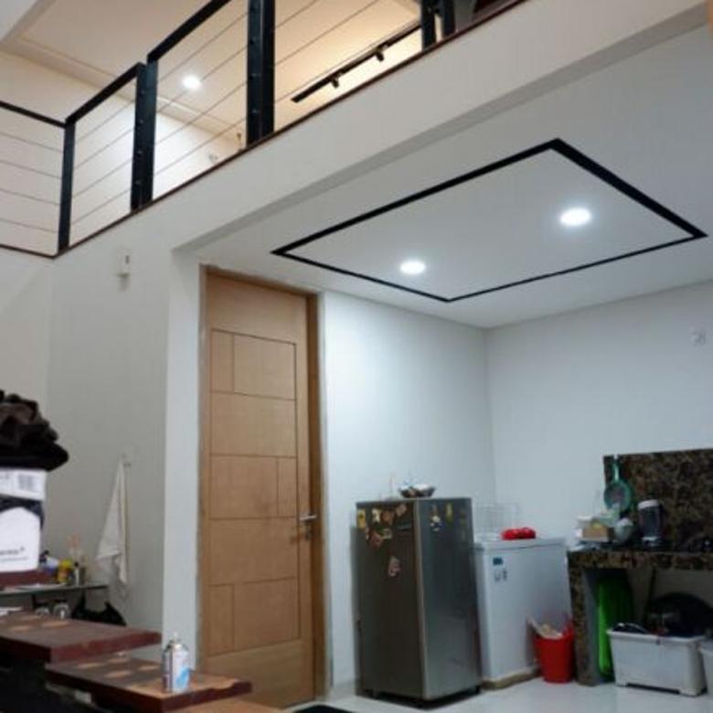 Dijual Rumah Jakarta Barat 24 Jam Parkir Luas - Waa2