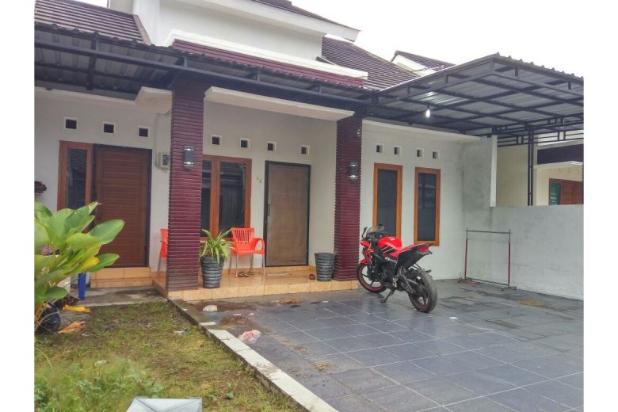 Jual Rumah  Desain  Modern Dalam Perumahan Murah Selatan 