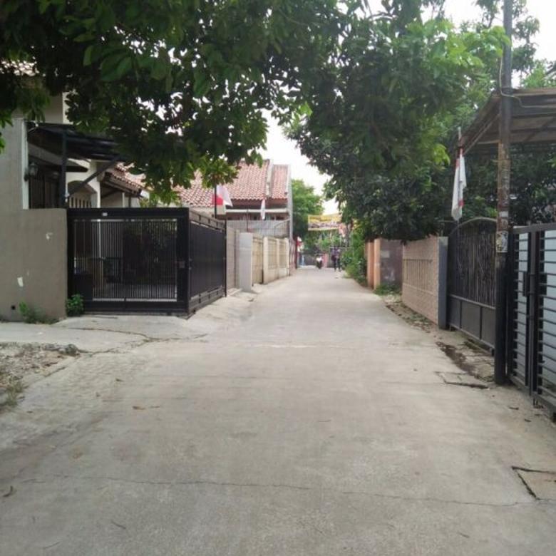 Rumah Dijual  Dekat Kolam Renang Beji  Kukusan Depok 