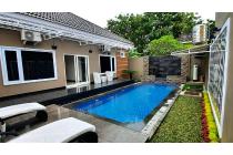 Rumah Villa Mewah Jl Kaliurang Dekat Kampus Uii Wisata Kaliurang
