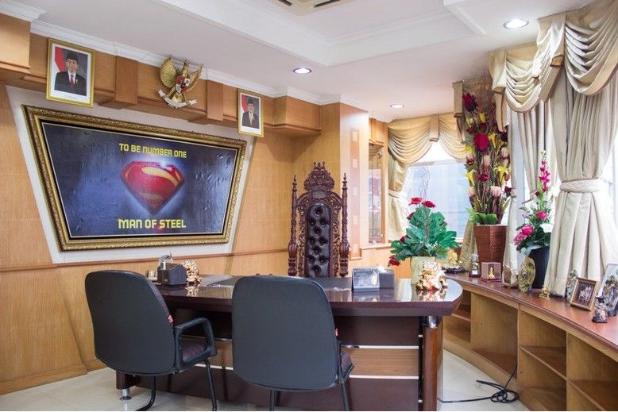 DIJUAL CEPAT DAN MURAH KANTOR MEWAH  