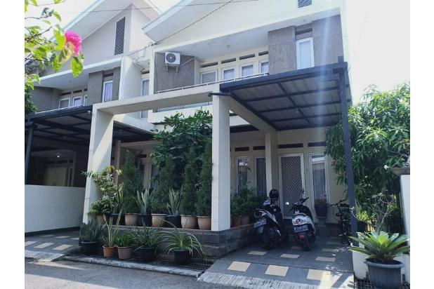 Rumah 3 lantai di Citra Townhouse luas 131 m2 Jatimurni Pondok Gede Bekasi 
