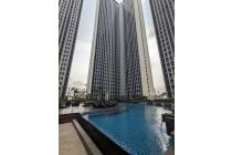 Apartemen di Bekasi Chadstone View Swimming Pool Photo