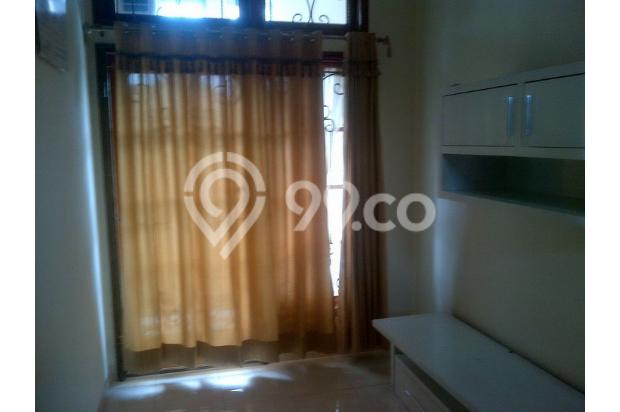 Rumah Disewa: Disewakan ada Taman fully furnished di