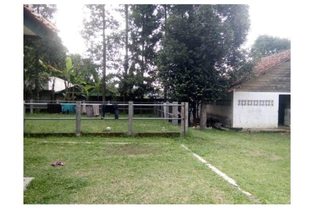 Rumah Villla dengan Lahan Tanah Luas Lembang Bandung
