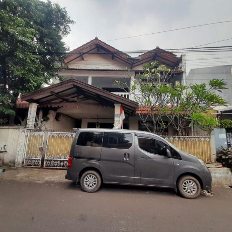 Dijual Rumah 3 Lantai Kebon Baru Tebet, Jakarta Selatan
