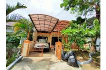 Rumah 2 Lantai Bagus Sekali Semi Furnished SHM di Villa Puncak Tidar, Malang