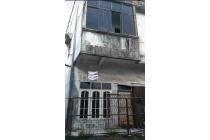 Dijual Rumah Jl.Yos Sudarso, Medan belakang indomaret -R-0358