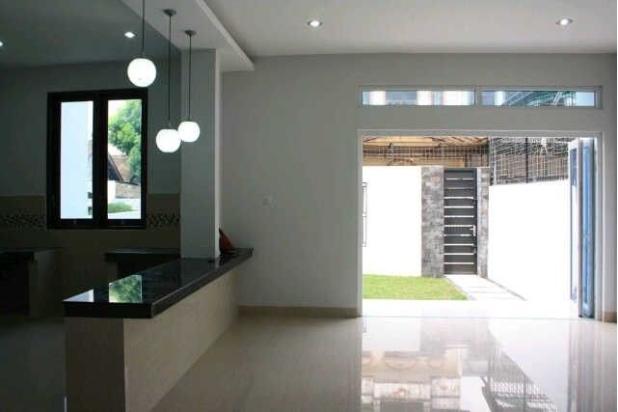 Villa Baru dan Lux Inti Kota di Jl. Labu ( Gajah Mada - S 