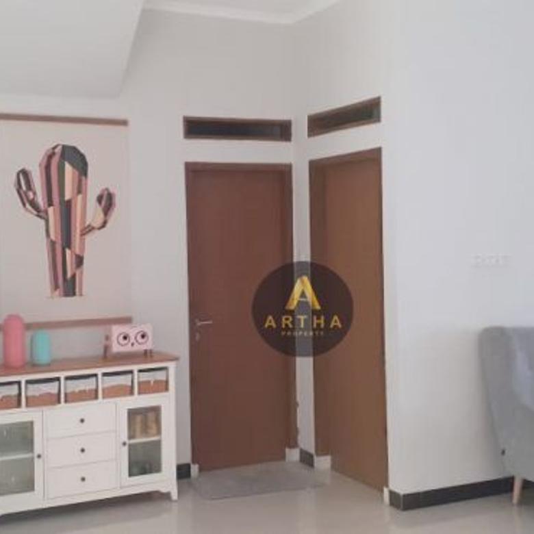 Jual Rumah  2 Lantai Siap Huni di De La Rose Arcamanik  Bandung 