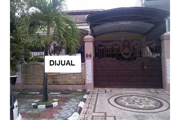 Rumah dengan penataan bagus di Darmo Sentosa Raya 