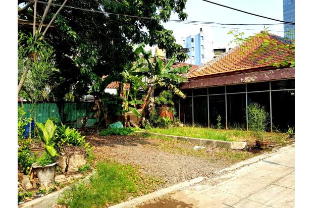 Rumah Tua Hitung Tanah ,bisa bangun gedung di Menteng Jakarta Pusat