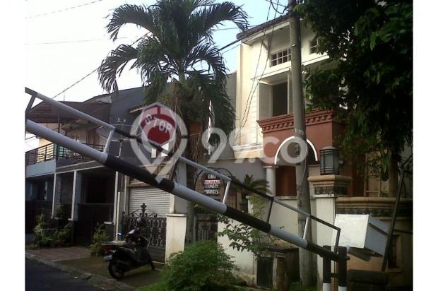 RUMAH HOOK 2 1/2 LANTAI