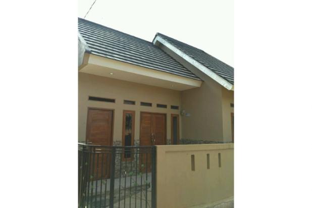  Rumah  Dijual Dengan  Lantai Full Granit  di Bedahan Depok 