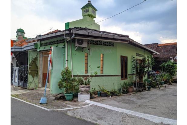 Ruang Usaha Murah Dekat Kampus di Banjarsari Surakarta (AT-ER)