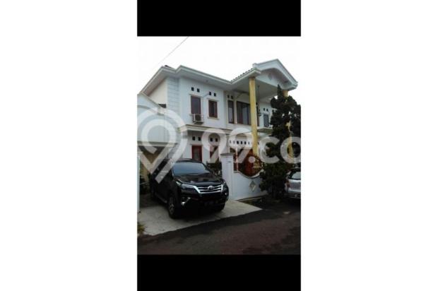 Dijual Rumah  Mewah  Strategis di Galaxy  Bekasi  Selatan