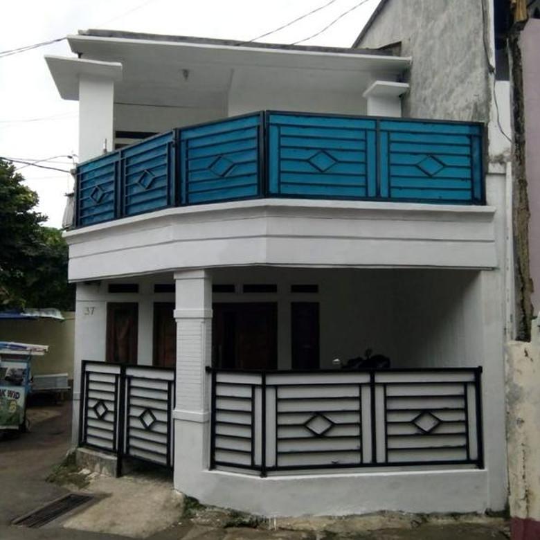 Rumah Hook 2 Lantai MURAH STRATEGIS Jl JOE JAGAKARSA Dekat Kebagusan Jakarta Selatan