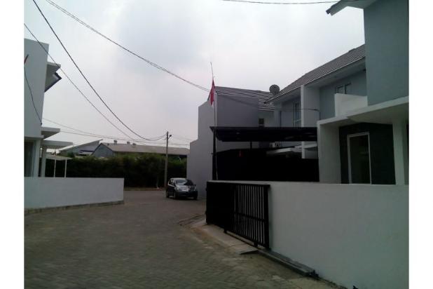 Rumah Dijual: cepat Baru 2 Lantai Palm Paradise, Taman 