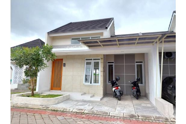 Rumah Baru Lingkungan Perumahan dekat Jalan Kaliurang