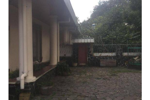 Rumah Tua Bangunan Belanda di Mainroad Jl. Riau, Bandung Kota