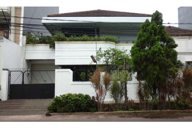 Rumah 2 lantai di Jl Wijaya Kusuma luas 301 m2 Palmerah Jakarta Barat