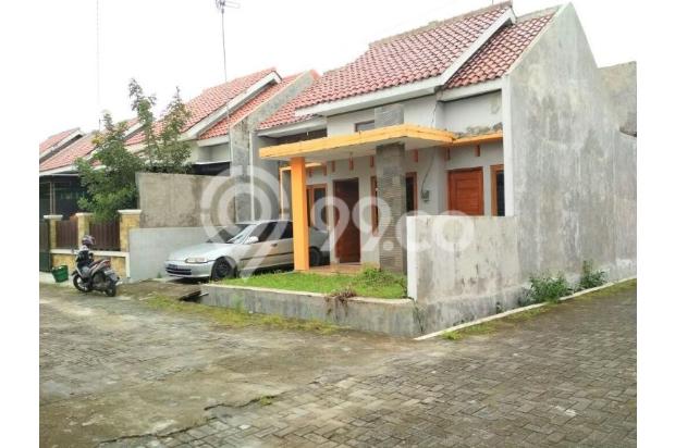 Rumah cluster bagus murah B U Solo Mojosongo