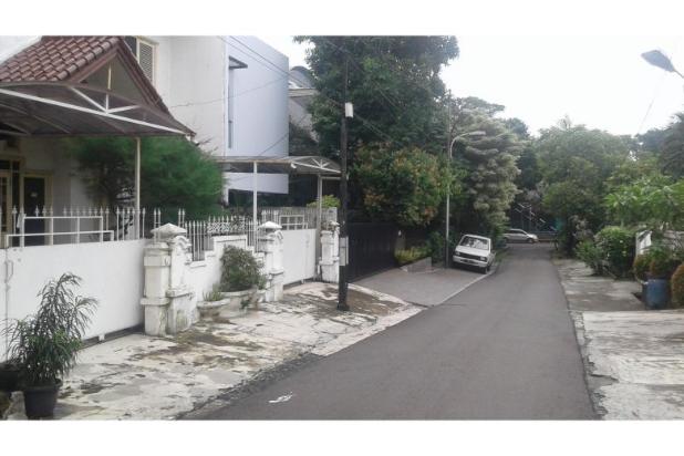 RUMAH dijual harga menarik di daerah Kebayoran Baru Blok M 