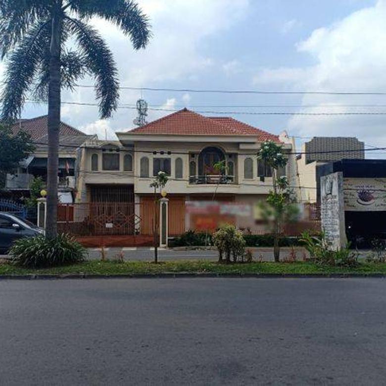 Rumah 2 Lantai Bagus Sekali SHM di Arjosari, Malang