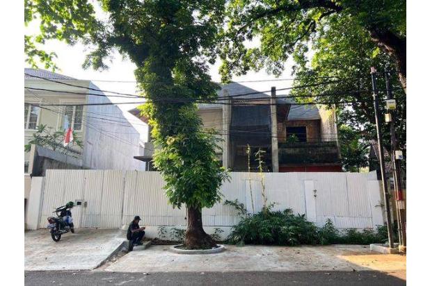 Rumah Setengah Jadi di Kebayoran Baru Jakarta Selatan