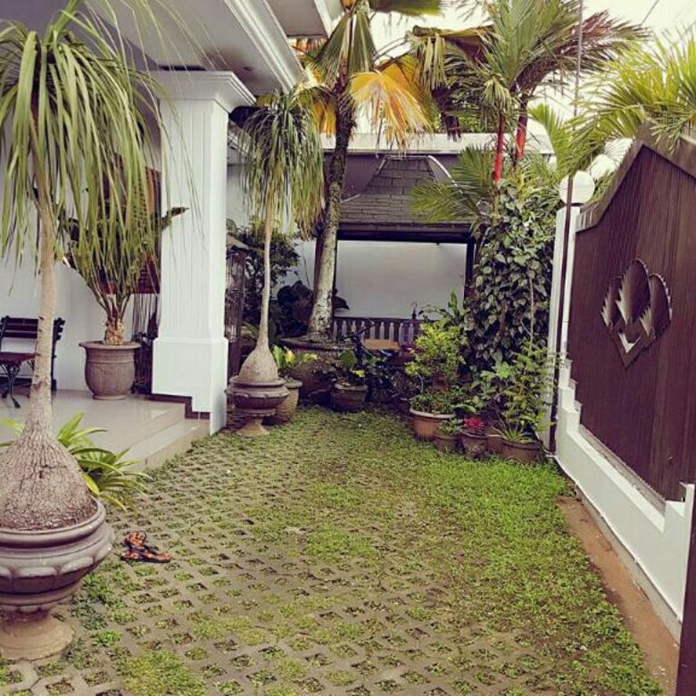  Rumah  mewah  luas dan murah di Bunga  merak Jatimulyo Malang 