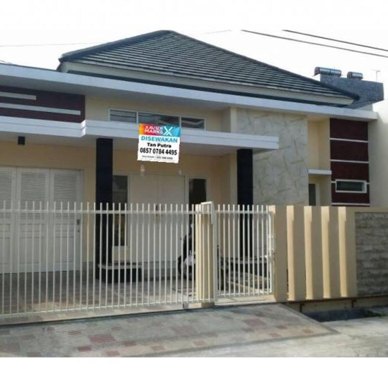 NEW GRESS Rumah  Manyar  Tirtoasri mewah  dan minimalis 