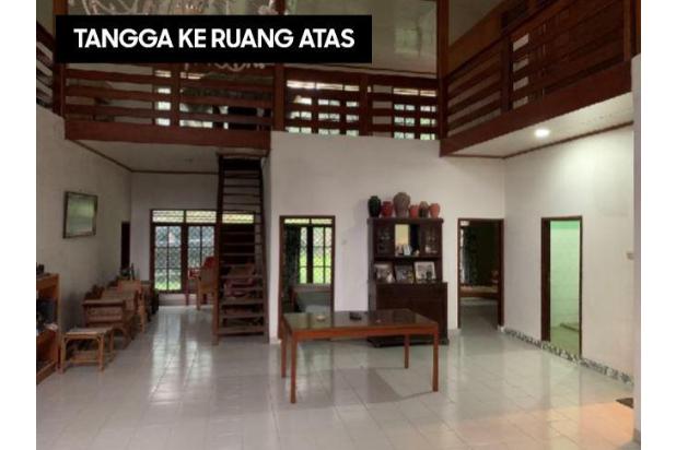 Villa tanah luas 2 lantai di Cisarua Puncak Bogor AM2478